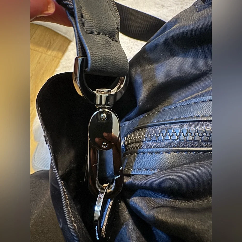 lululemon athletica Black Tote Bag - Picture 9 of 13